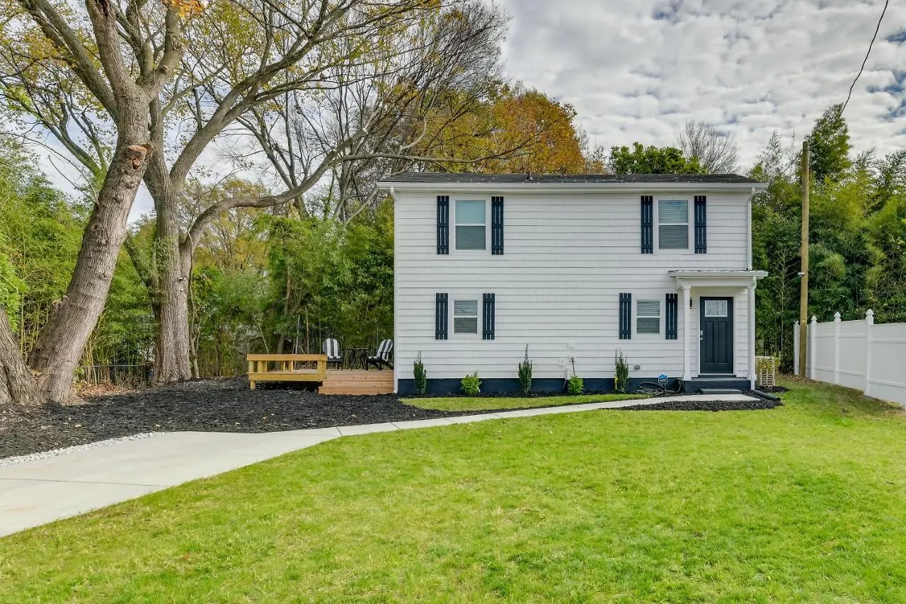 Stunning Charlotte Retreat About 2 Mi To City Center! United States