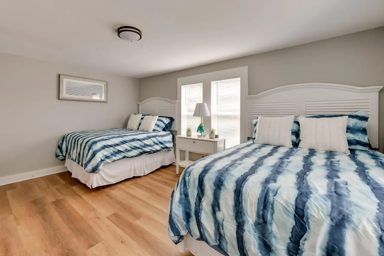 Stunning Charlotte Retreat About 2 Mi To City Center!